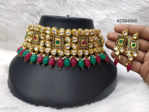 Beautiful Kundan Jewellery Sets