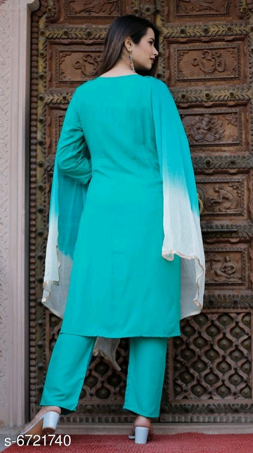 Aakarsha Petite Kurtis